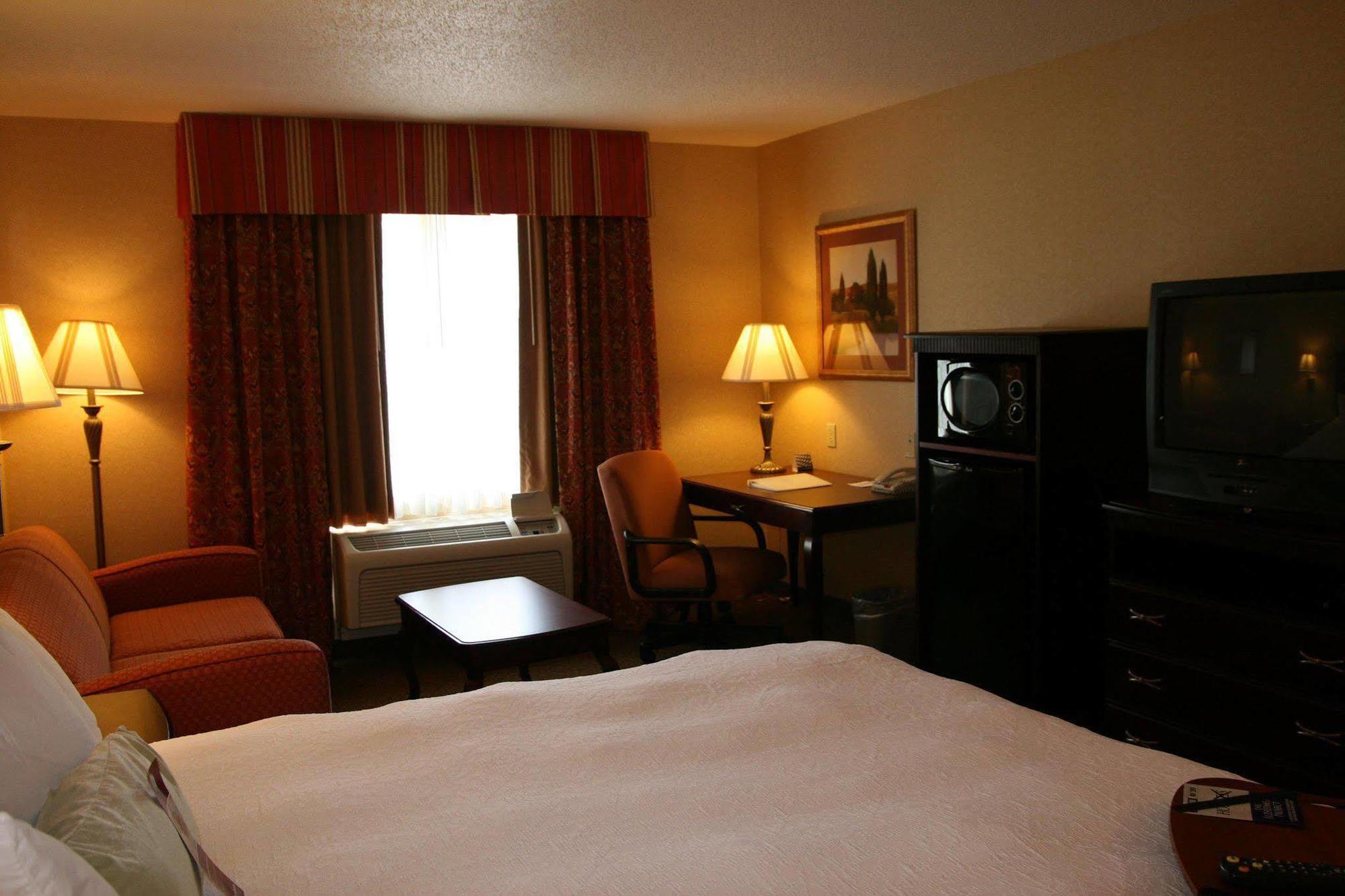 Hampton Inn Waterbury Zimmer foto